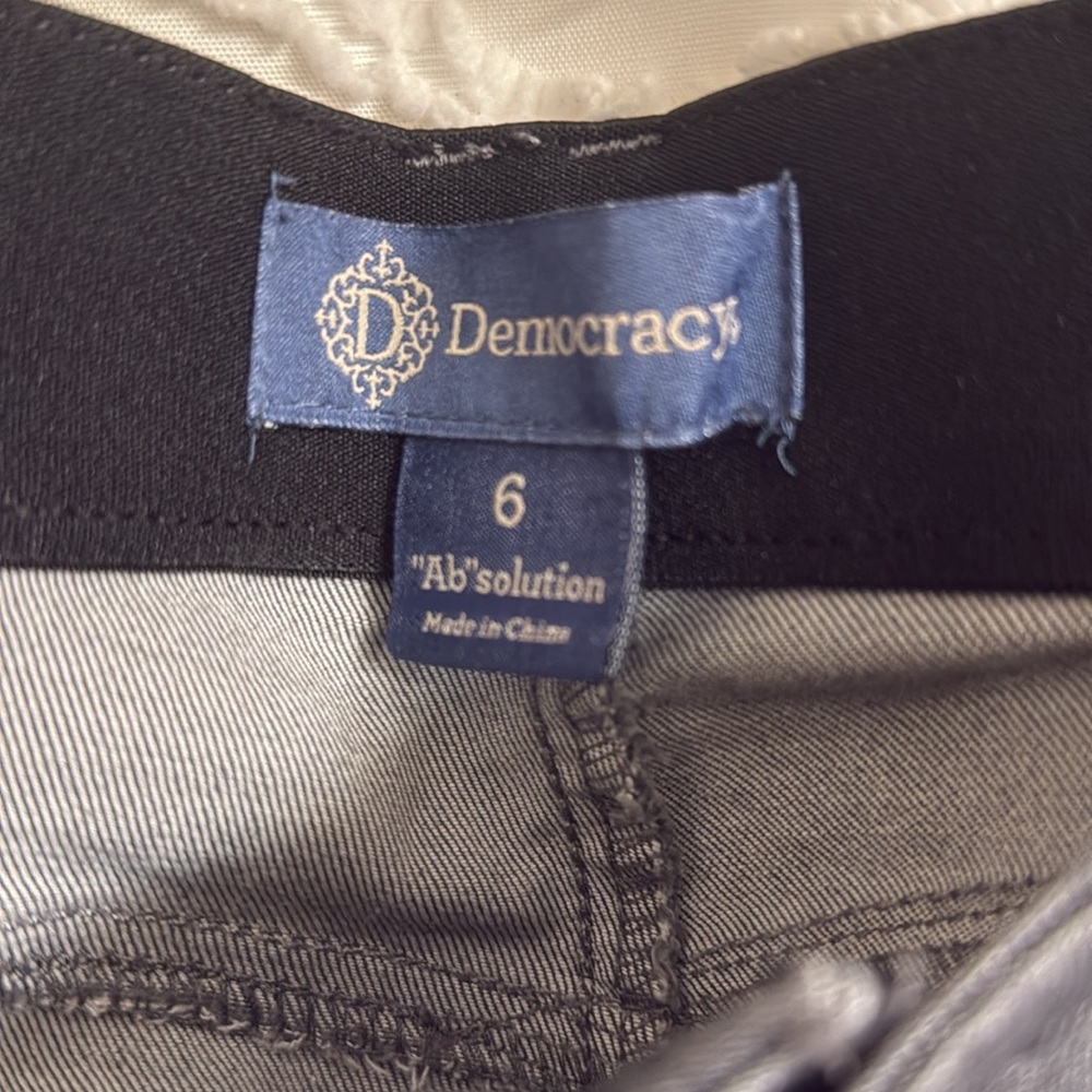 Like New Democracy Absolution Gray Wash Jean 6 - image 3